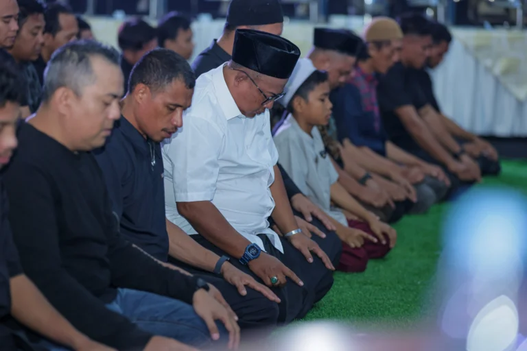 Instagram post from fardakreasi. This post is in position 9.