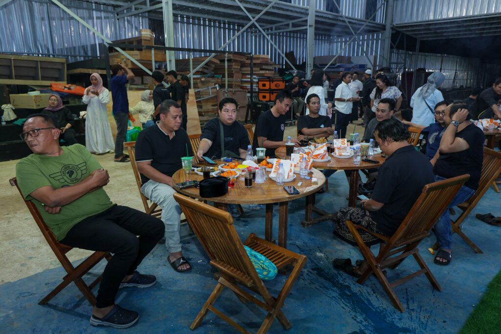 Instagram post from fardakreasi. This post is in position 2.