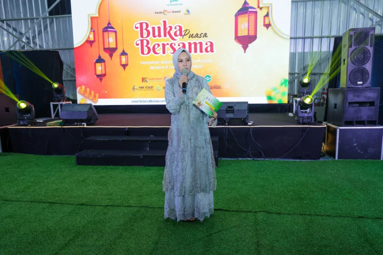 Instagram post from fardakreasi. This post is in position 6.