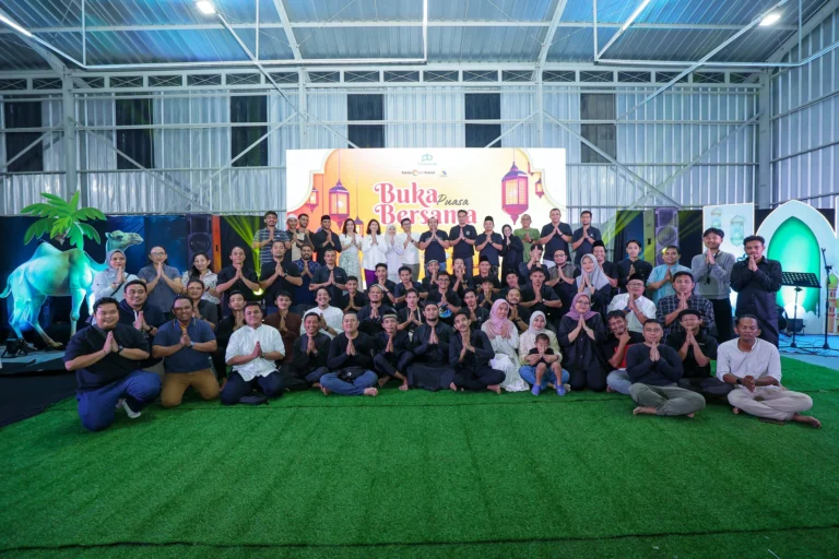 Instagram post from fardakreasi. This post is in position 7.